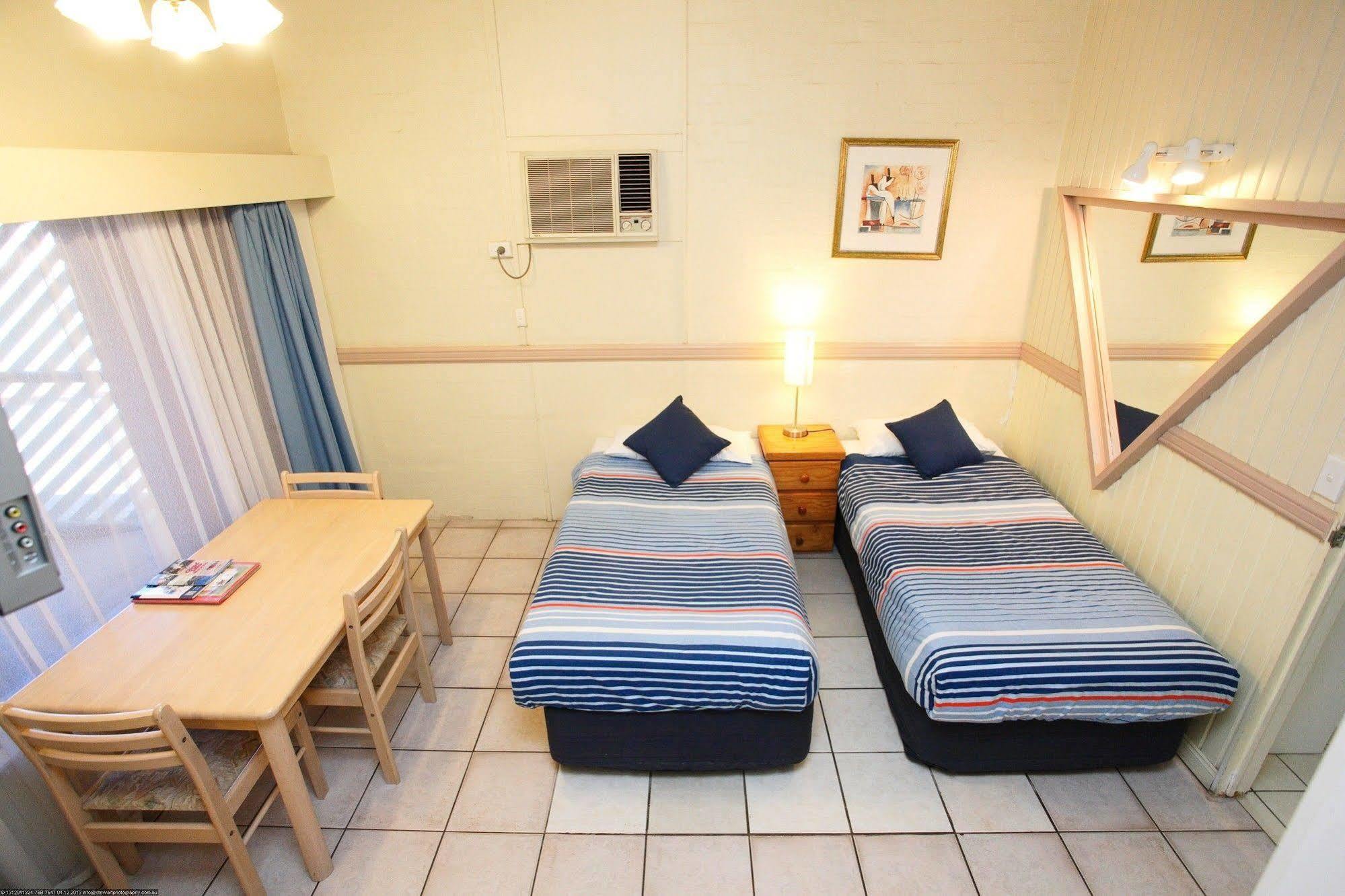 Bundaberg Coral Villa Motor Inn Extérieur photo