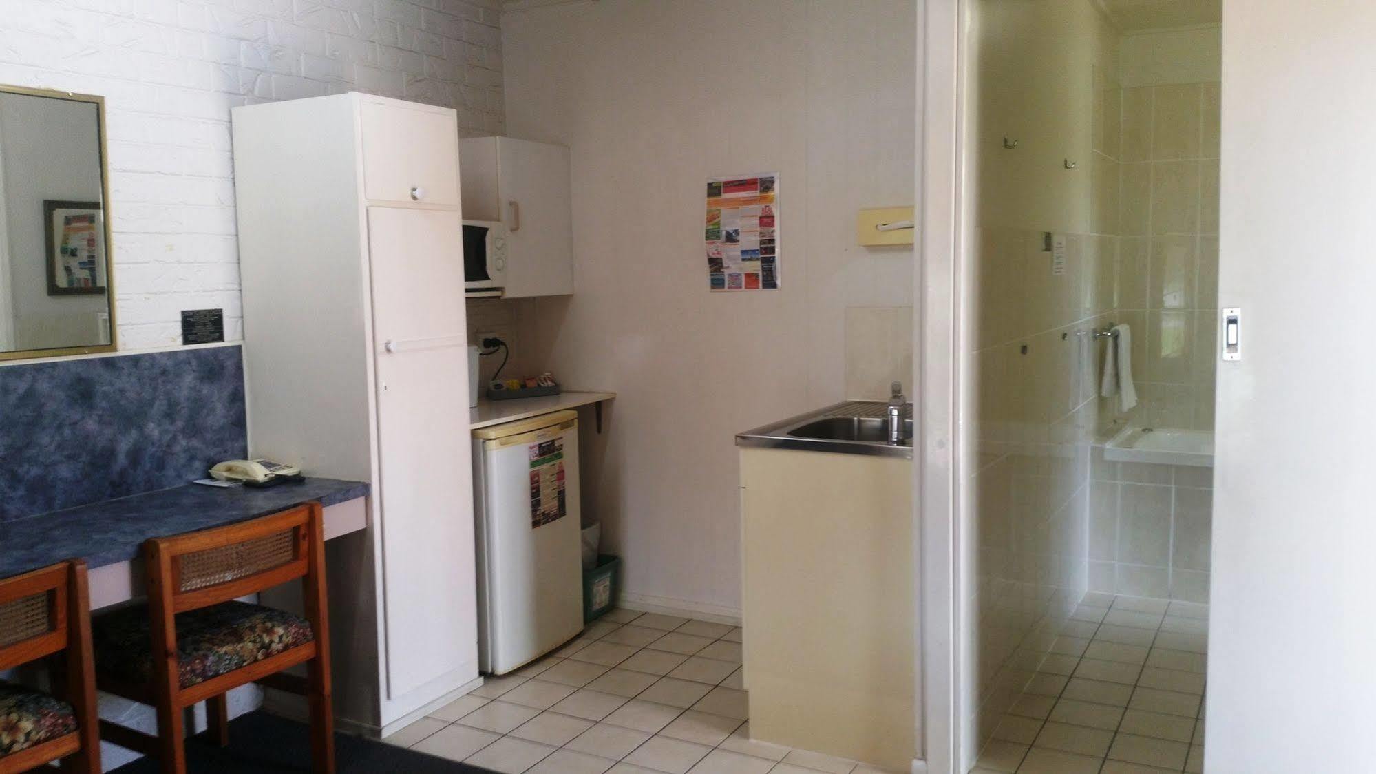 Bundaberg Coral Villa Motor Inn Extérieur photo